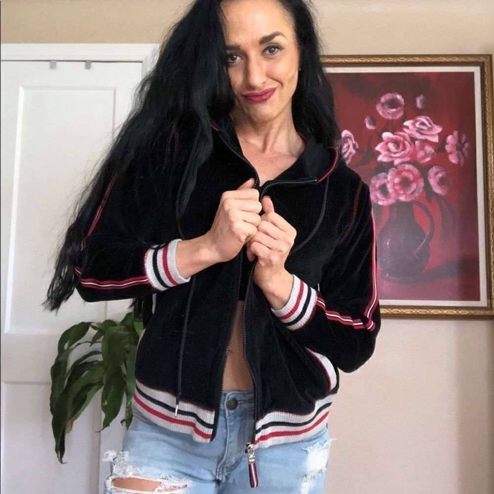 Erika sport zip up athletic style super soft